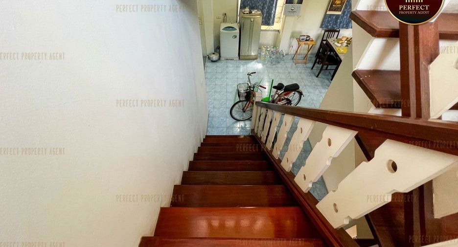 For sale 3 bedrooms house in Thung Khru, Bangkok