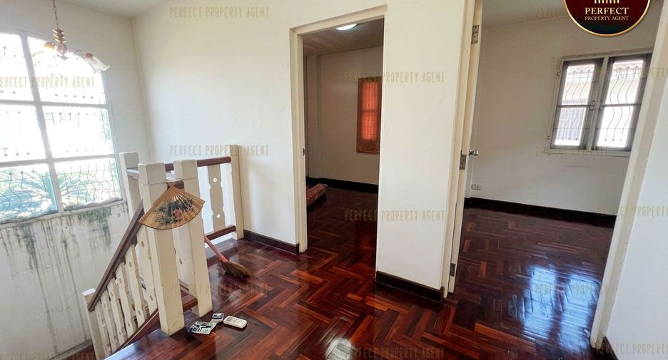For sale 3 bedrooms house in Thung Khru, Bangkok