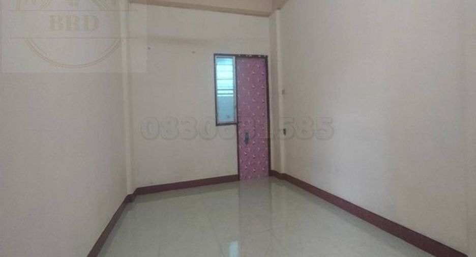 出售 144 卧室 公寓式住宅 在 Bang Sao Thong, Samut Prakan