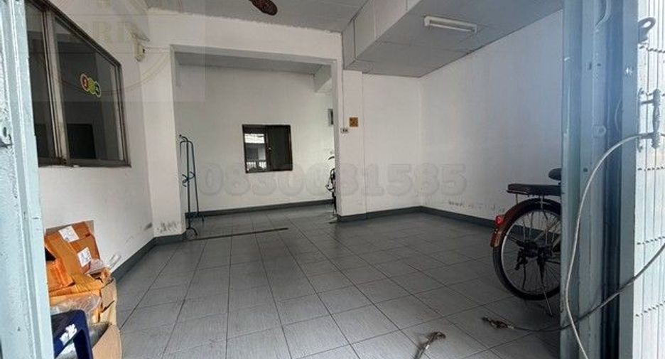 Продажа 33 спальни апартаменты в Банг Капи, Бангкок