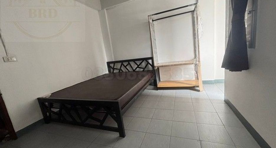 Продажа 33 спальни апартаменты в Банг Капи, Бангкок