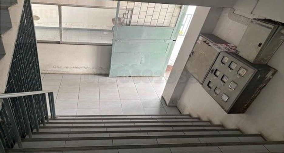 Продажа 33 спальни апартаменты в Банг Капи, Бангкок