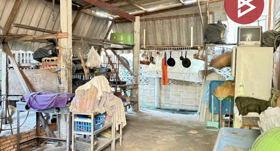 À vendre 2 chambres maison à Mueang Lampang, Lampang