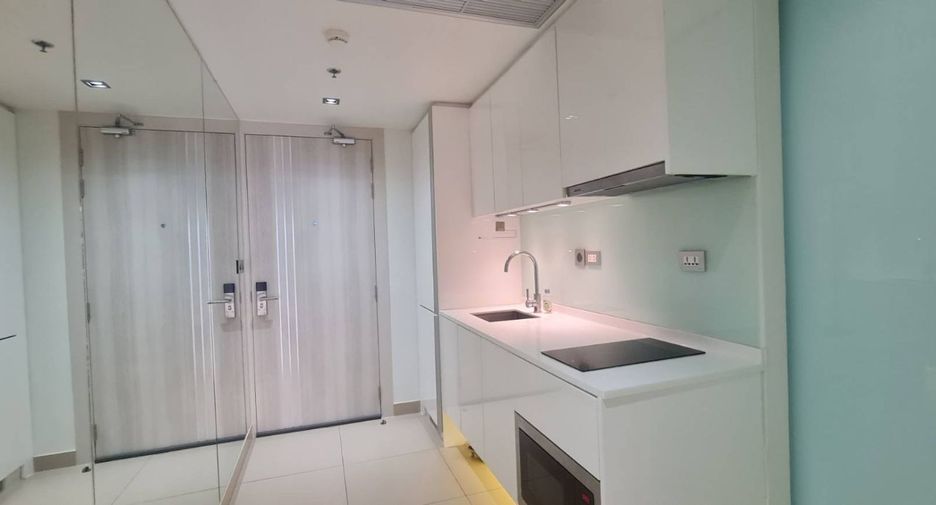 For rent 1 bed condo in Bang Lamung, Chonburi