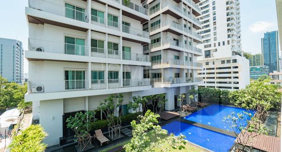 For rent 2 bedrooms condo in Watthana, Bangkok