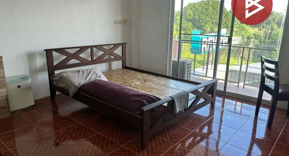 Продажа 2 спальни таунхаус в Мыанг Районг, Районг