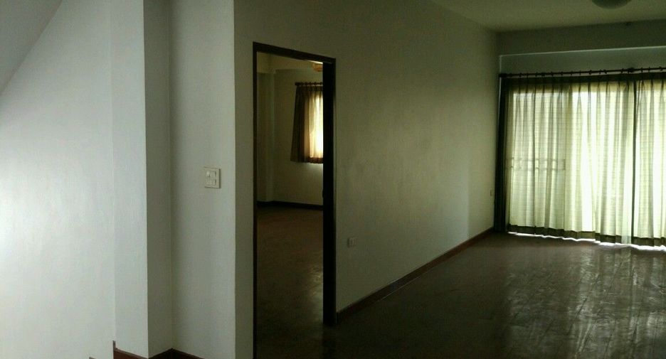 Lagerhaus zur Miete in Phra Pradaeng, Samut Prakan