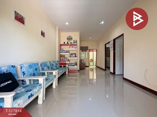 Reihenhaus zum Kauf mit Studio in Ban Phaeo, Samut Sakhon