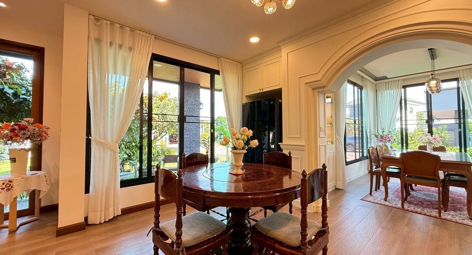 For sale 5 bedrooms house in Hang Dong, Chiang Mai