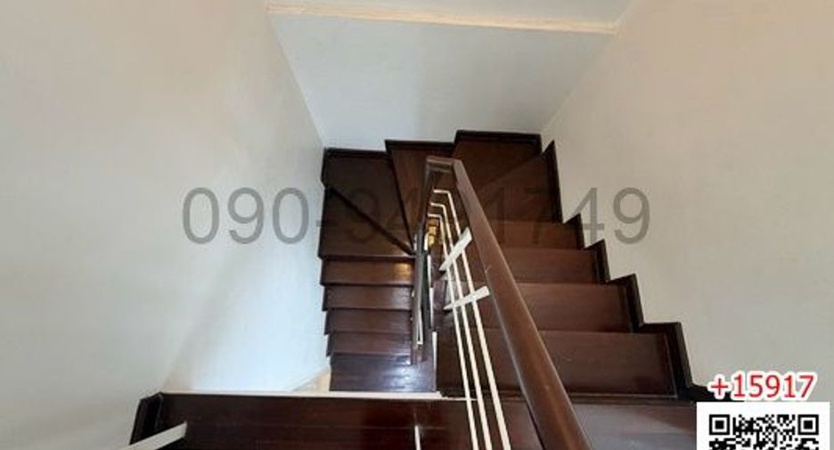 For rent 4 bedrooms townhouse in Bueng Kum, Bangkok