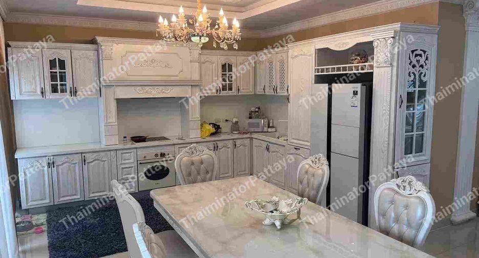 Casa en venta de 3 habitaciones en Bang Lamung, Chonburi