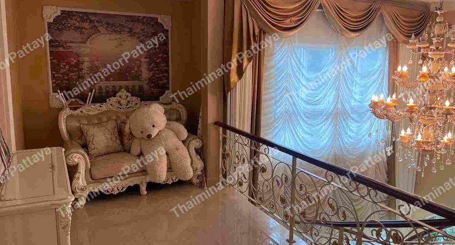 Casa en venta de 3 habitaciones en Bang Lamung, Chonburi