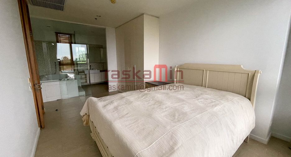 For rent 2 bedrooms condo in Bang Lamung, Chonburi