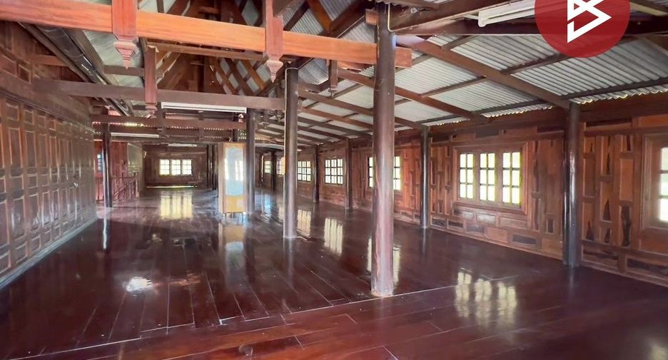 Haus zum Kauf mit Studio in Ban Lat, Phetchaburi