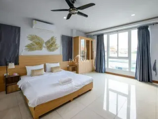 Casa en venta de 5 habitaciones en Bang Lamung, Chonburi