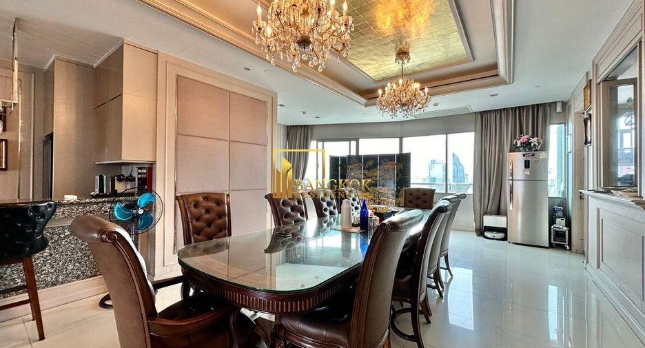 For rent 3 bedrooms condo in Khlong Toei, Bangkok