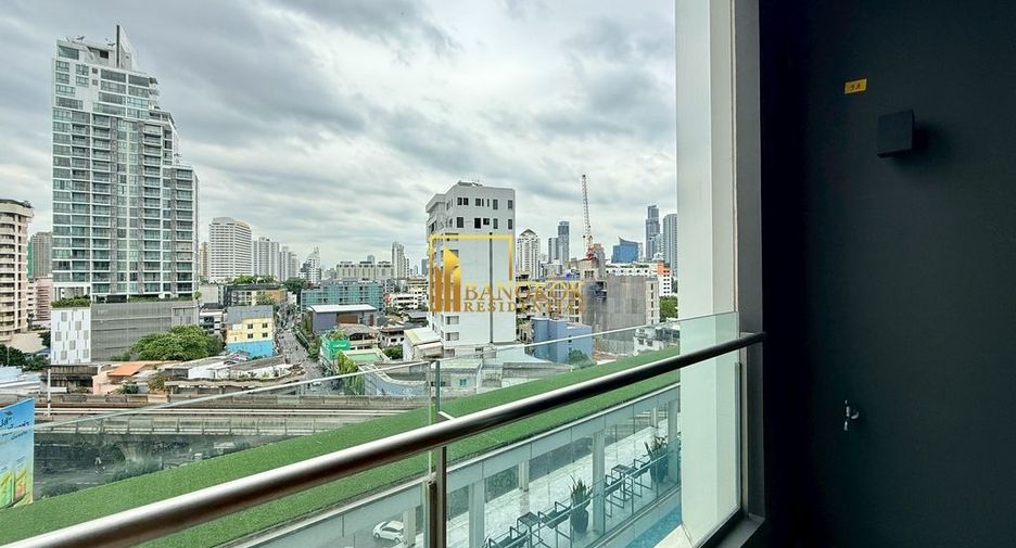 Wohnung zur Miete mit 2 Zimmer in Khlong Toei, Bangkok
