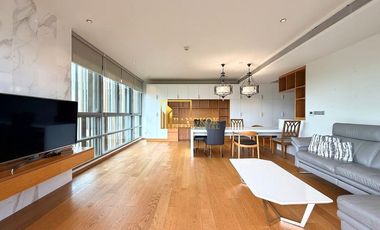 For rent 2 bedrooms condo in Yan Nawa, Bangkok