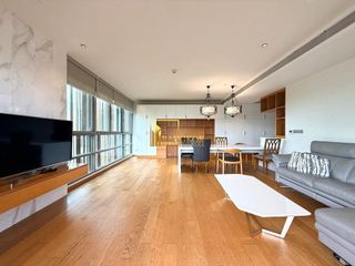 For rent 2 ベッドルーム condo in Yan Nawa, Bangkok
