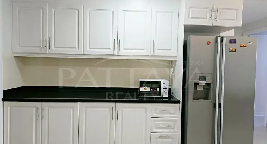 For rent 2 bedrooms condo in Bang Lamung, Chonburi