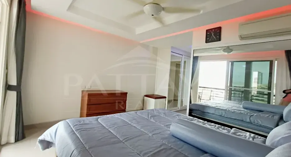 For rent 2 bedrooms condo in Bang Lamung, Chonburi