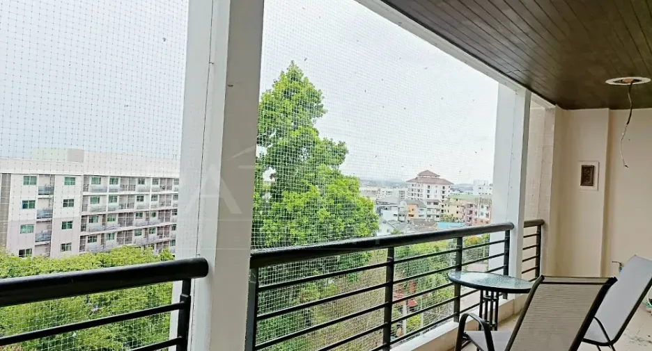 For rent 2 bedrooms condo in Bang Lamung, Chonburi