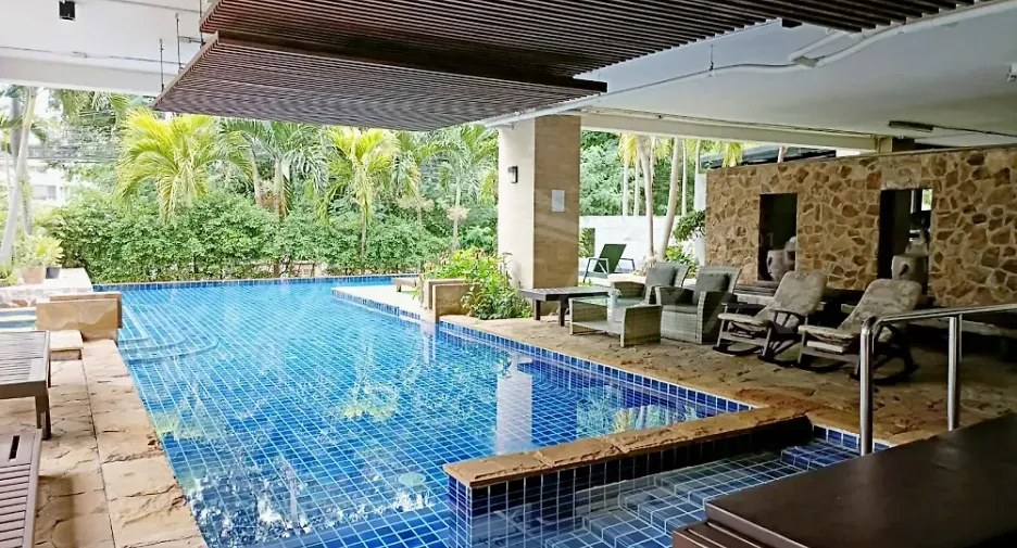 For rent 2 bedrooms condo in Bang Lamung, Chonburi
