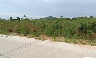 À vendre terrain à Si Racha, Chonburi