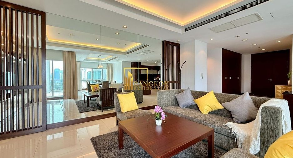 For rent 3 bedrooms apartment in Pathum Wan, Bangkok