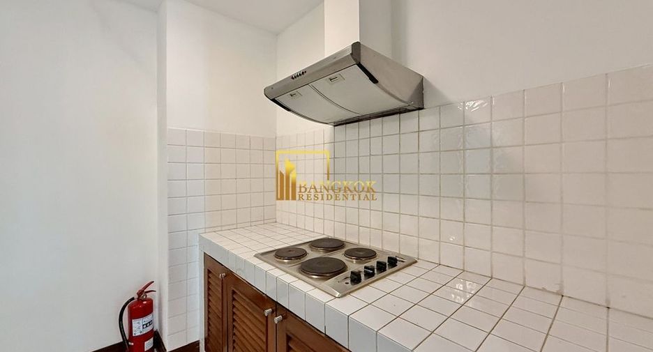For rent 3 bedrooms apartment in Pathum Wan, Bangkok