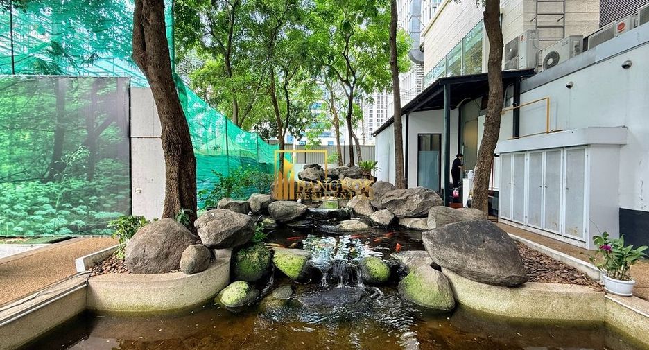 For rent 3 bedrooms apartment in Pathum Wan, Bangkok