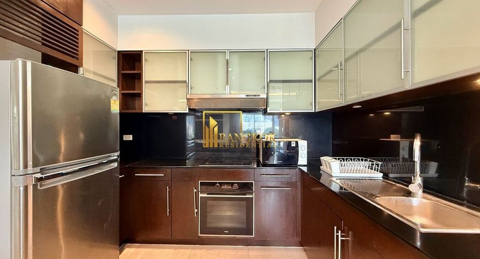 For rent 3 bedrooms apartment in Pathum Wan, Bangkok