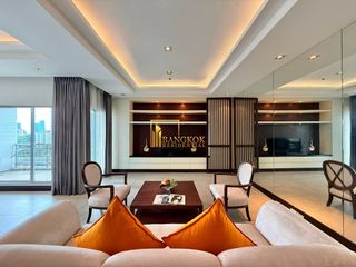 For rent 3 bedrooms apartment in Pathum Wan, Bangkok
