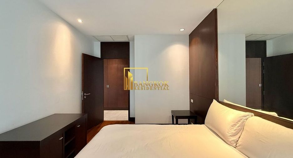 For rent 3 bedrooms apartment in Pathum Wan, Bangkok