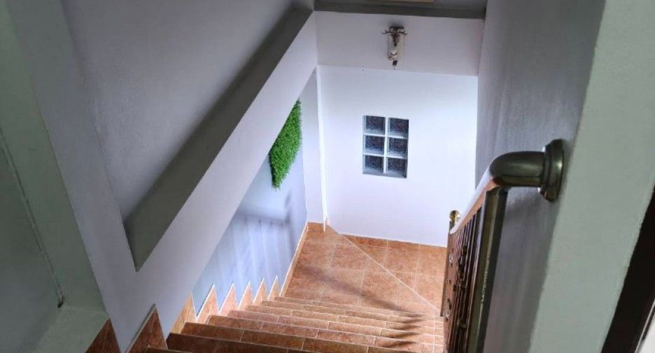 For sale studio townhouse in Mueang Uttaradit, Uttaradit