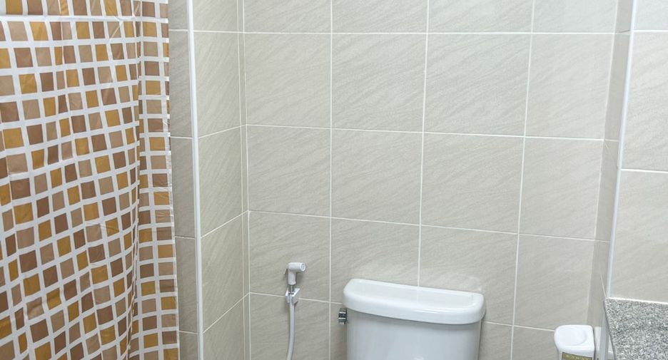 For sale studio condo in Bang Lamung, Chonburi