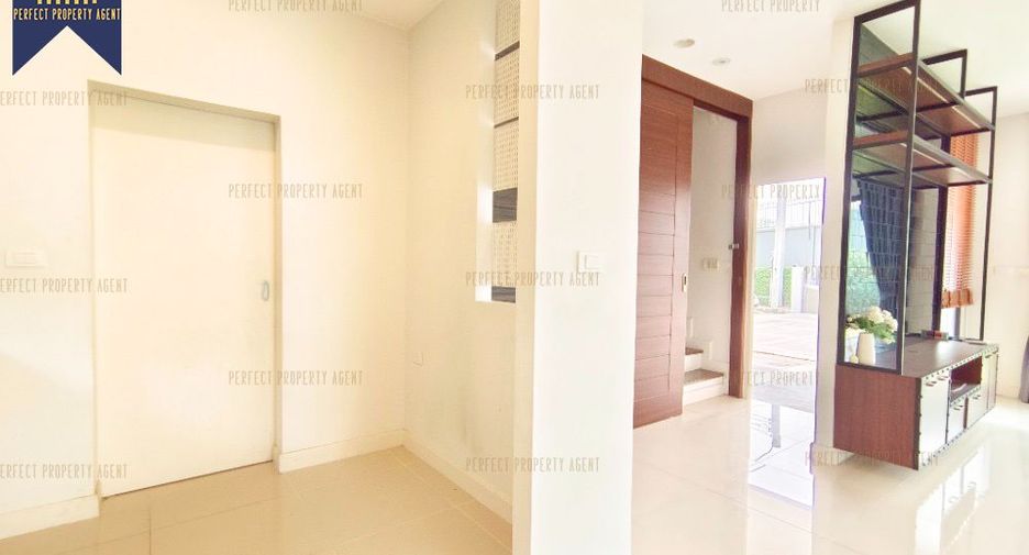 For sale 3 bedrooms house in Pak Kret, Nonthaburi