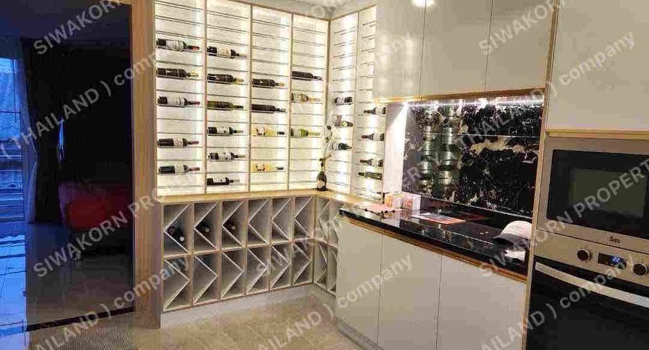 À vendre 5 chambres villa à Bang Lamung, Chonburi