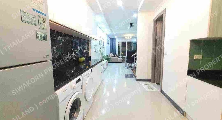 À vendre 5 chambres villa à Bang Lamung, Chonburi