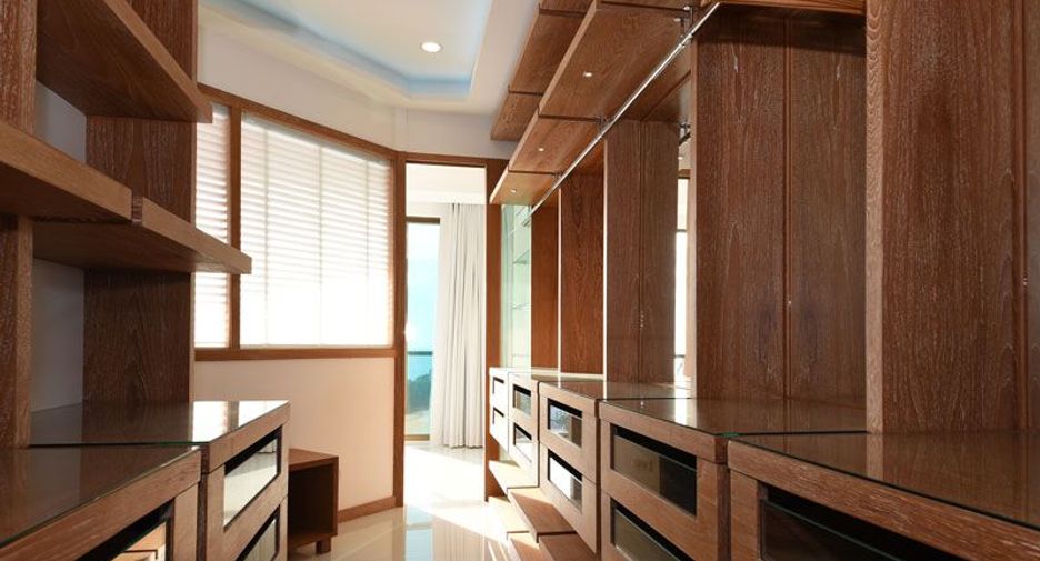 For sale 3 bedrooms apartment in Bang Lamung, Chonburi