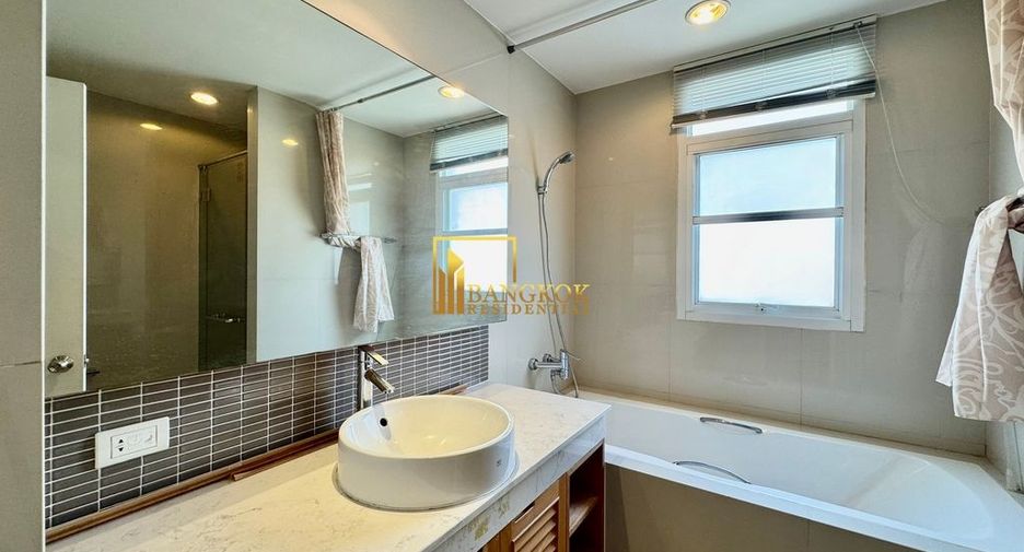 Condo en alquiler y en venta de 2 habitaciones en Watthana, Bangkok