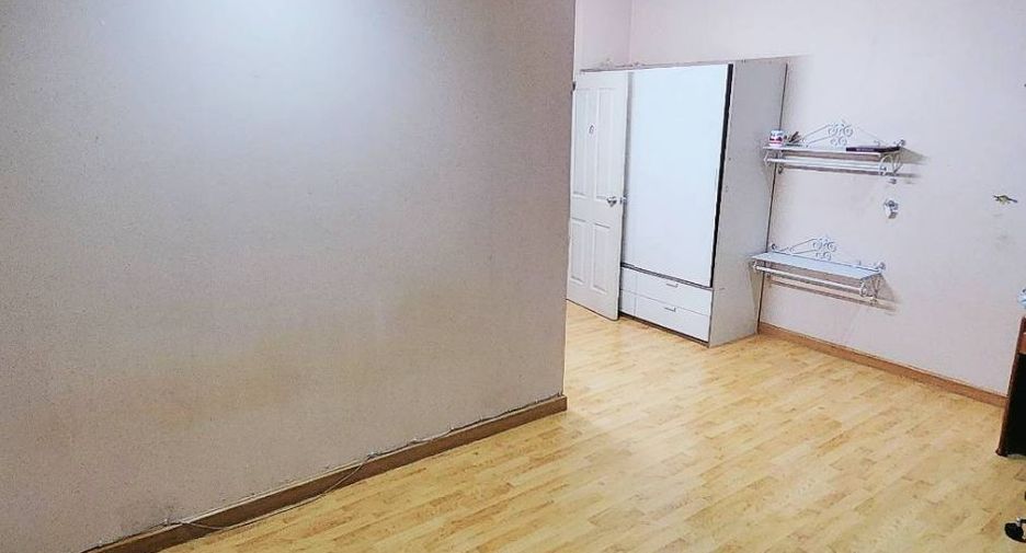 Reihenhaus zum Kauf mit 5 Zimmer in Chatuchak, Bangkok