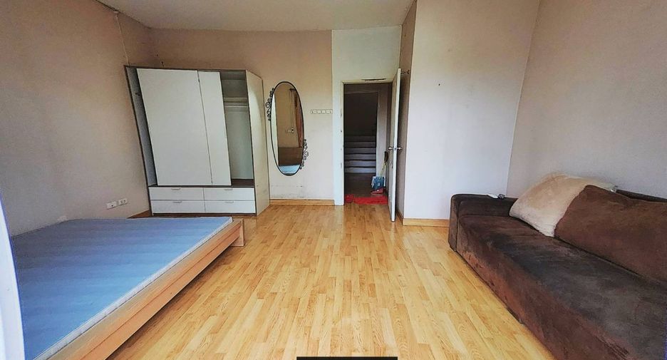 Reihenhaus zum Kauf mit 5 Zimmer in Chatuchak, Bangkok