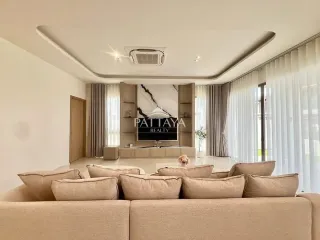 Haus zum Kauf mit 4 Zimmer in Bang Lamung, Chonburi