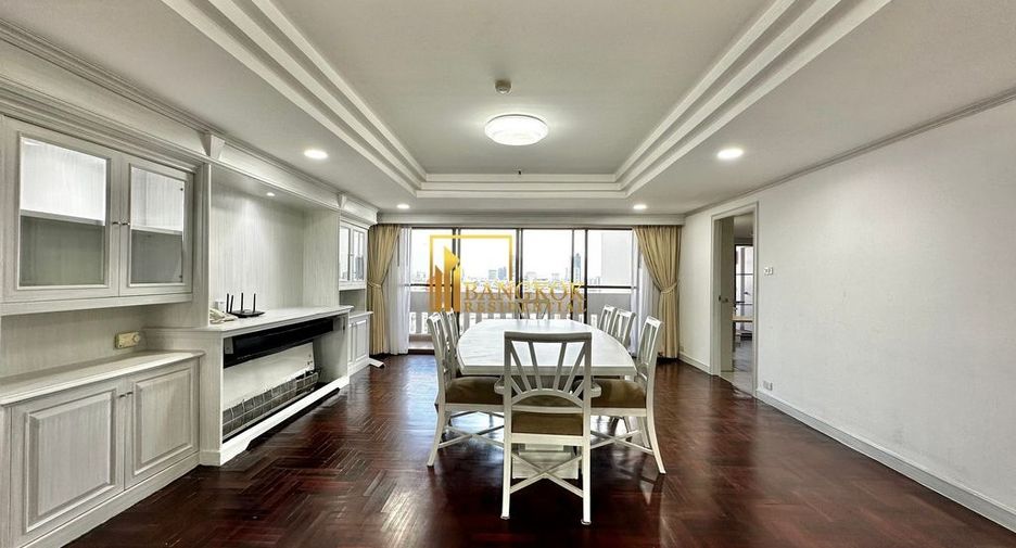 À louer 3 chambres appartement à Watthana, Bangkok