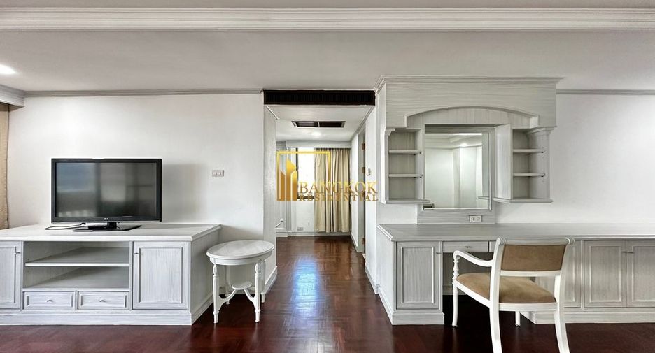 À louer 3 chambres appartement à Watthana, Bangkok