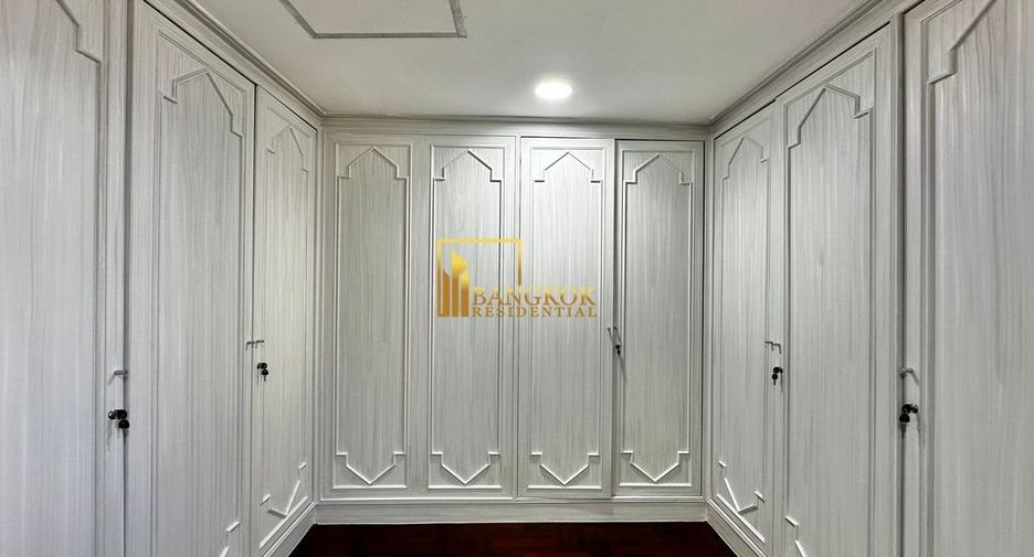 À louer 3 chambres appartement à Watthana, Bangkok