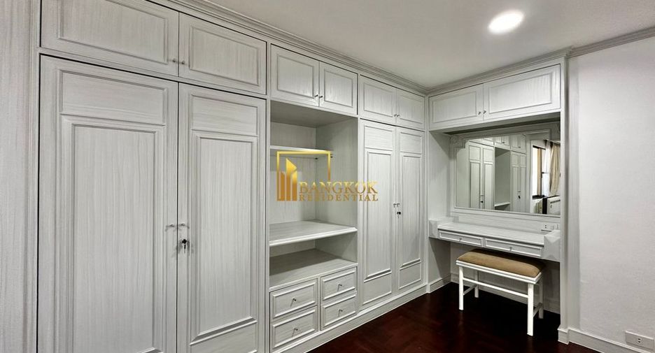 À louer 3 chambres appartement à Watthana, Bangkok
