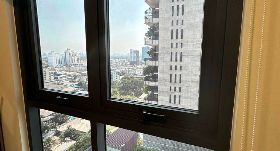 For sale 1 bed condo in Yan Nawa, Bangkok