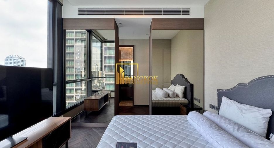 For rent 2 bedrooms condo in Khlong Toei, Bangkok